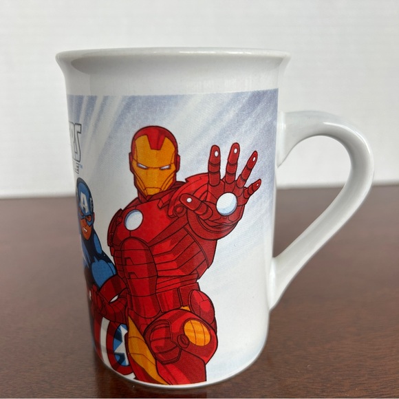 MARVEL Avengers Assemble Mug Hulk Captain America Thor Iron Man 2014 - Picture 2 of 9